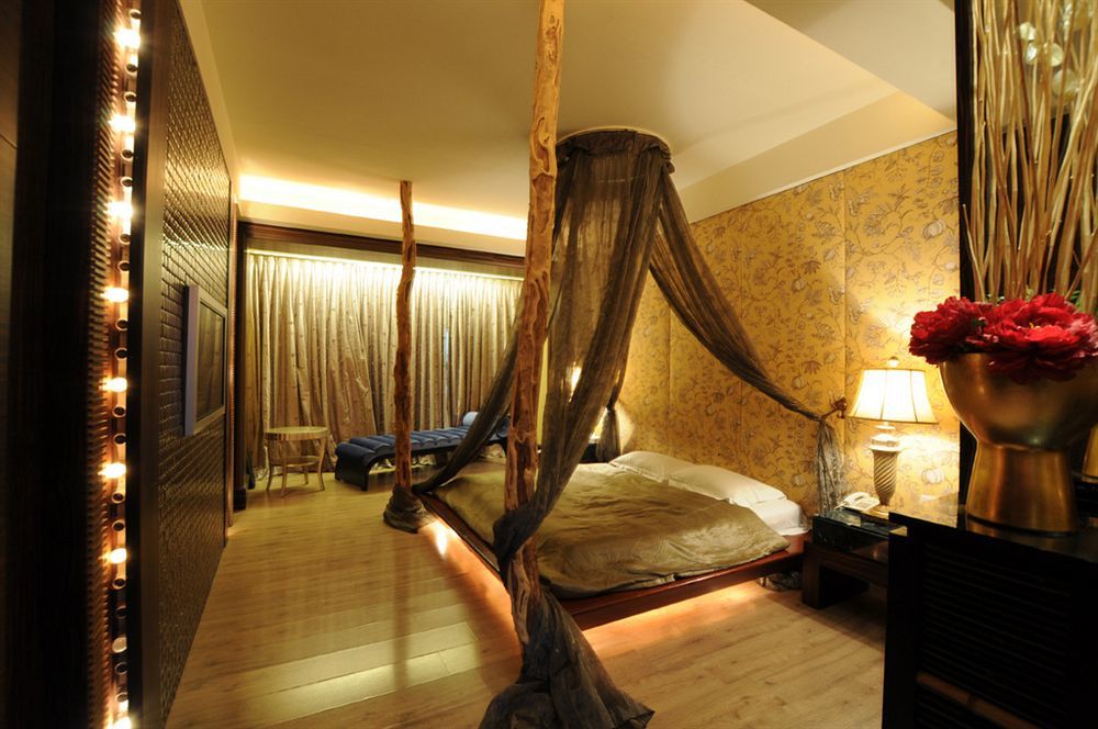 Liti Motel Đài Trung Ngoại thất bức ảnh