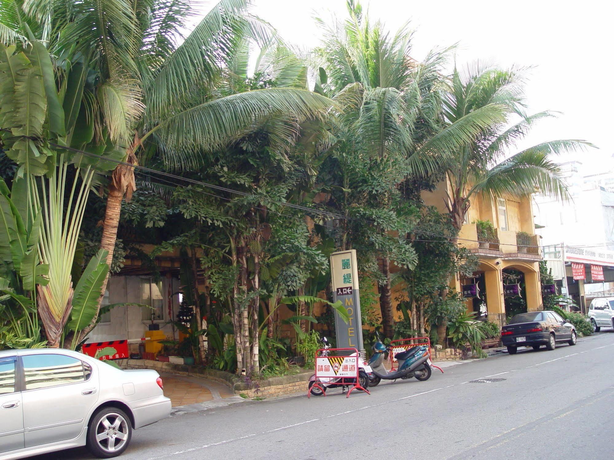 Liti Motel Đài Trung Ngoại thất bức ảnh