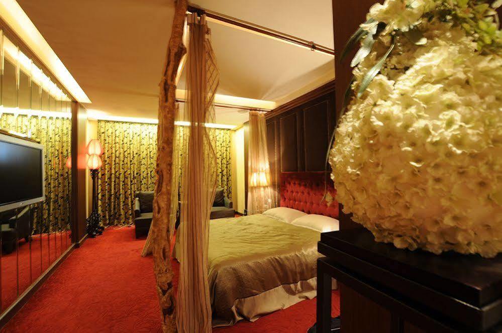 Liti Motel Đài Trung Ngoại thất bức ảnh